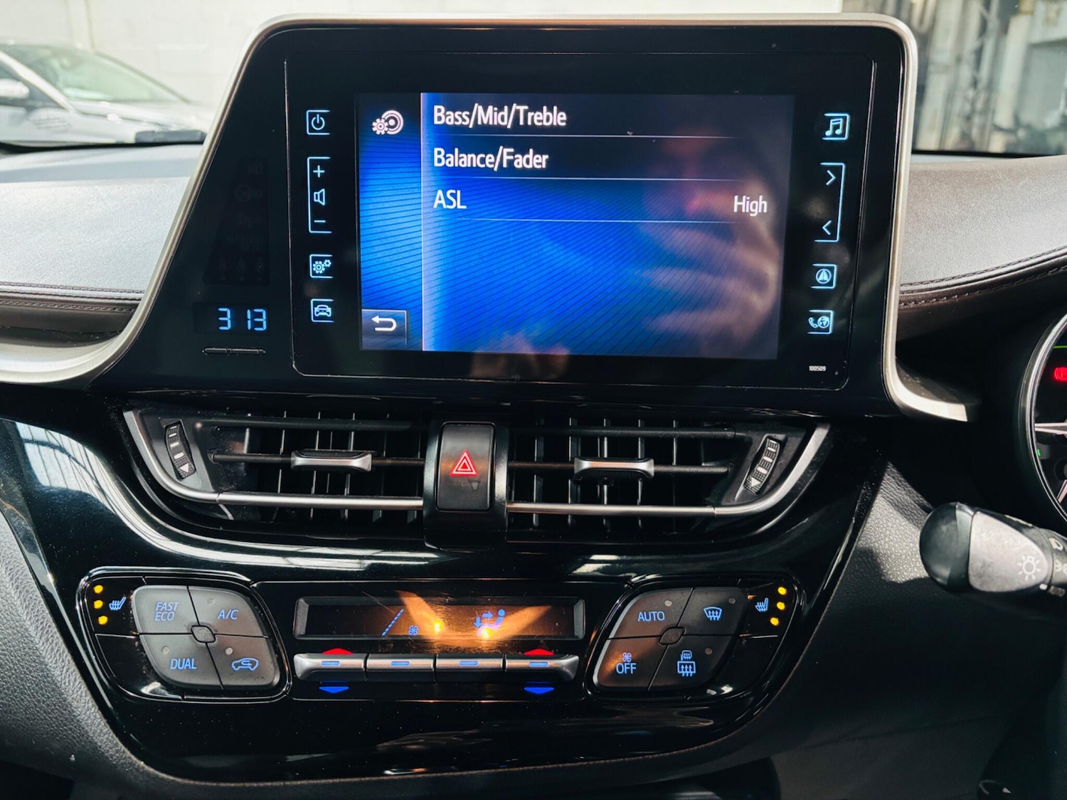 Used Toyota C-HR 2018 for sale - 77626155: Photo 22