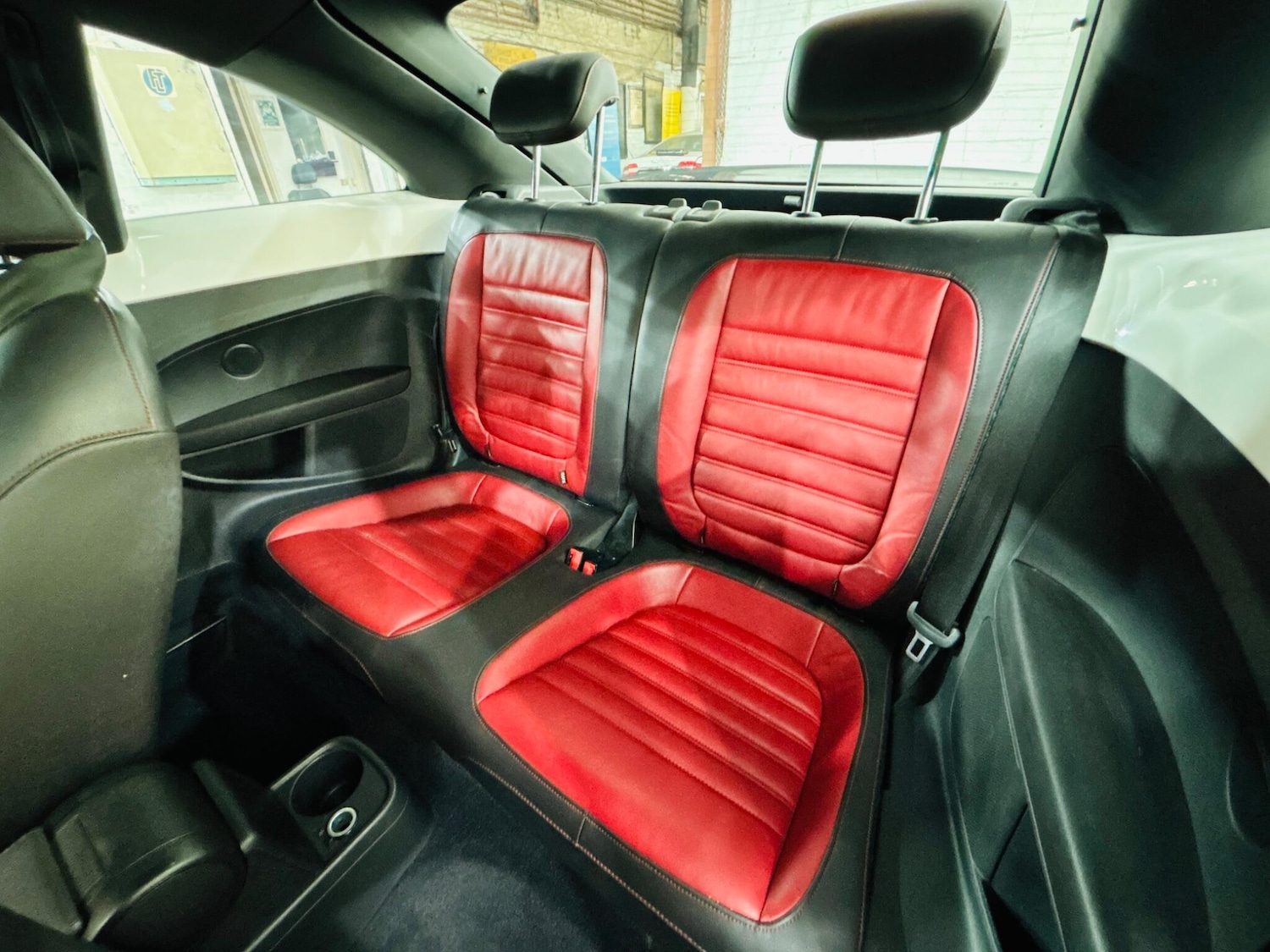 Used Volkswagen Beetle 2012 for sale - 78171307: Photo 16