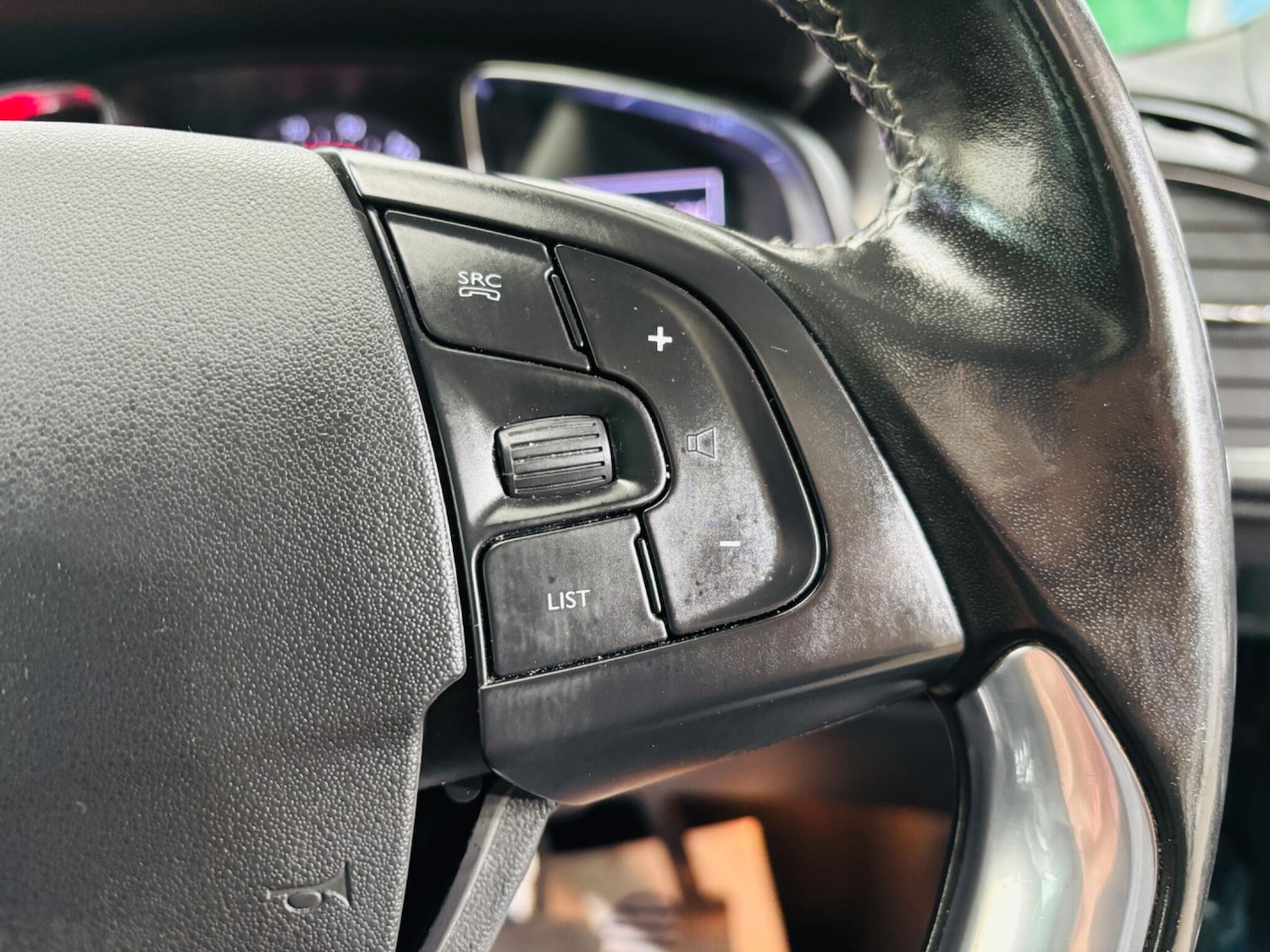 Used Citroen DS5 2012 for sale - 77882482: Photo 18