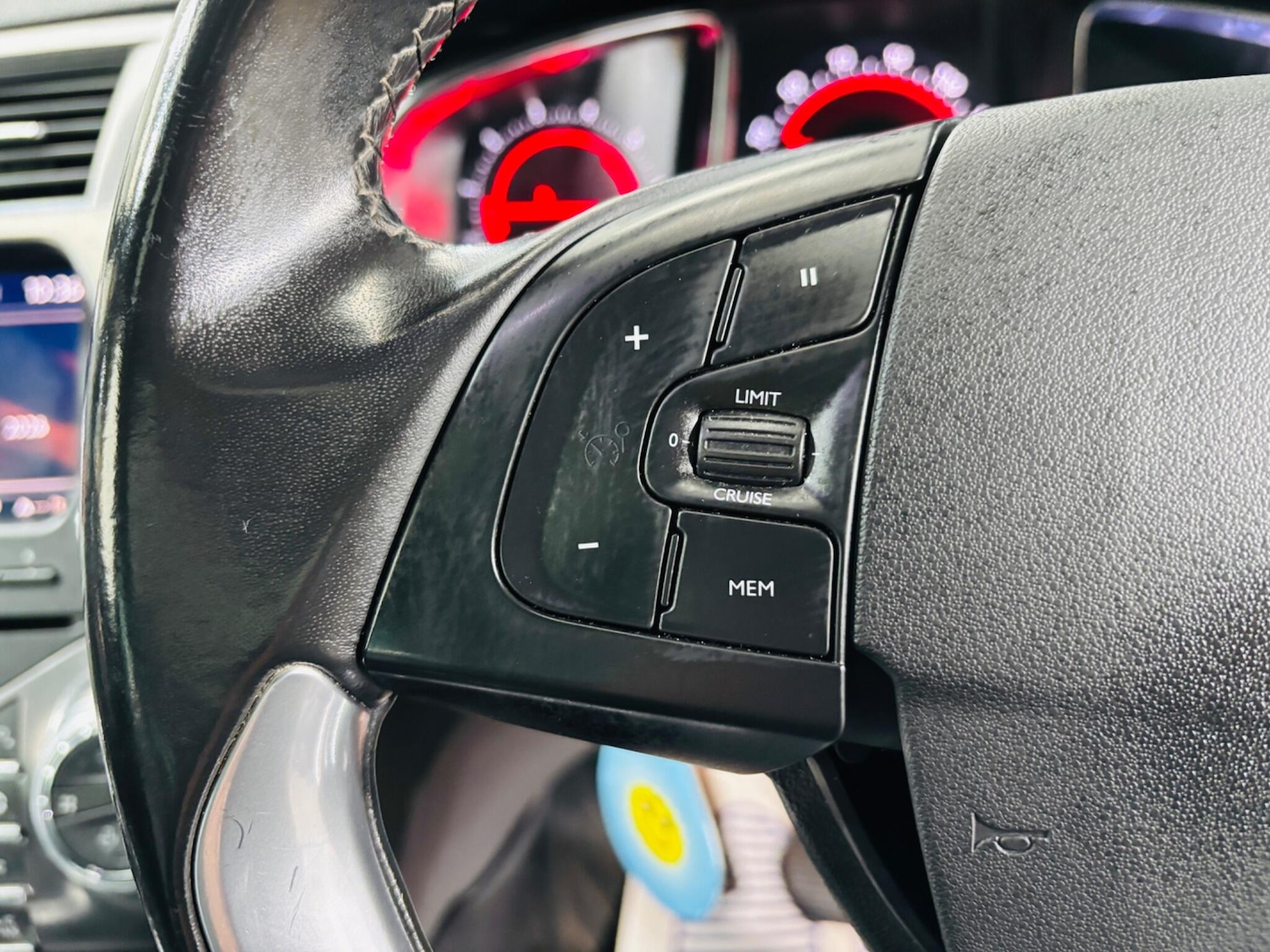 Used Citroen DS5 2012 for sale - 77882482: Photo 19