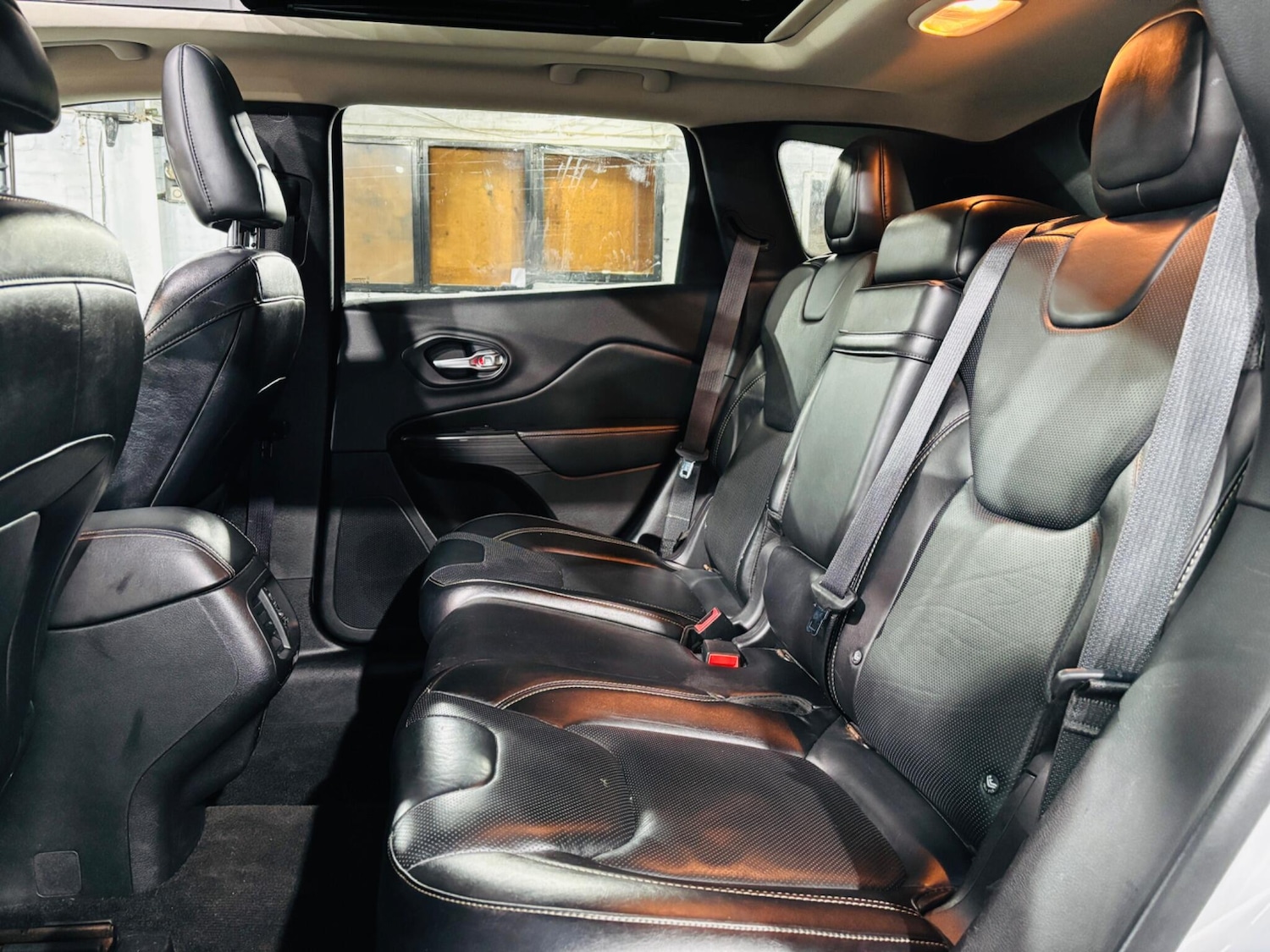 Used Jeep Cherokee 2015 for sale - 76361216: Photo 16