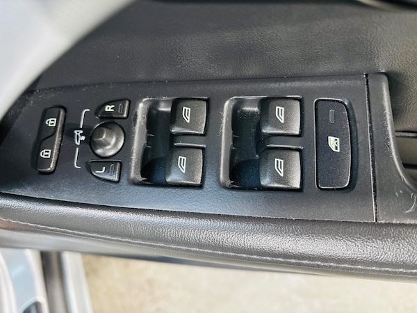 Used Volvo V70 2010 for sale - 76189326: Photo 17