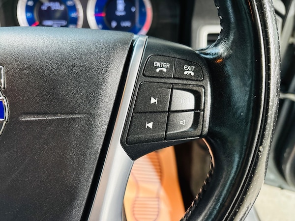 Used Volvo V70 2010 for sale - 76189326: Photo 20