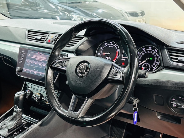 Used Skoda Superb 2019 for sale - 75609462: Photo 11