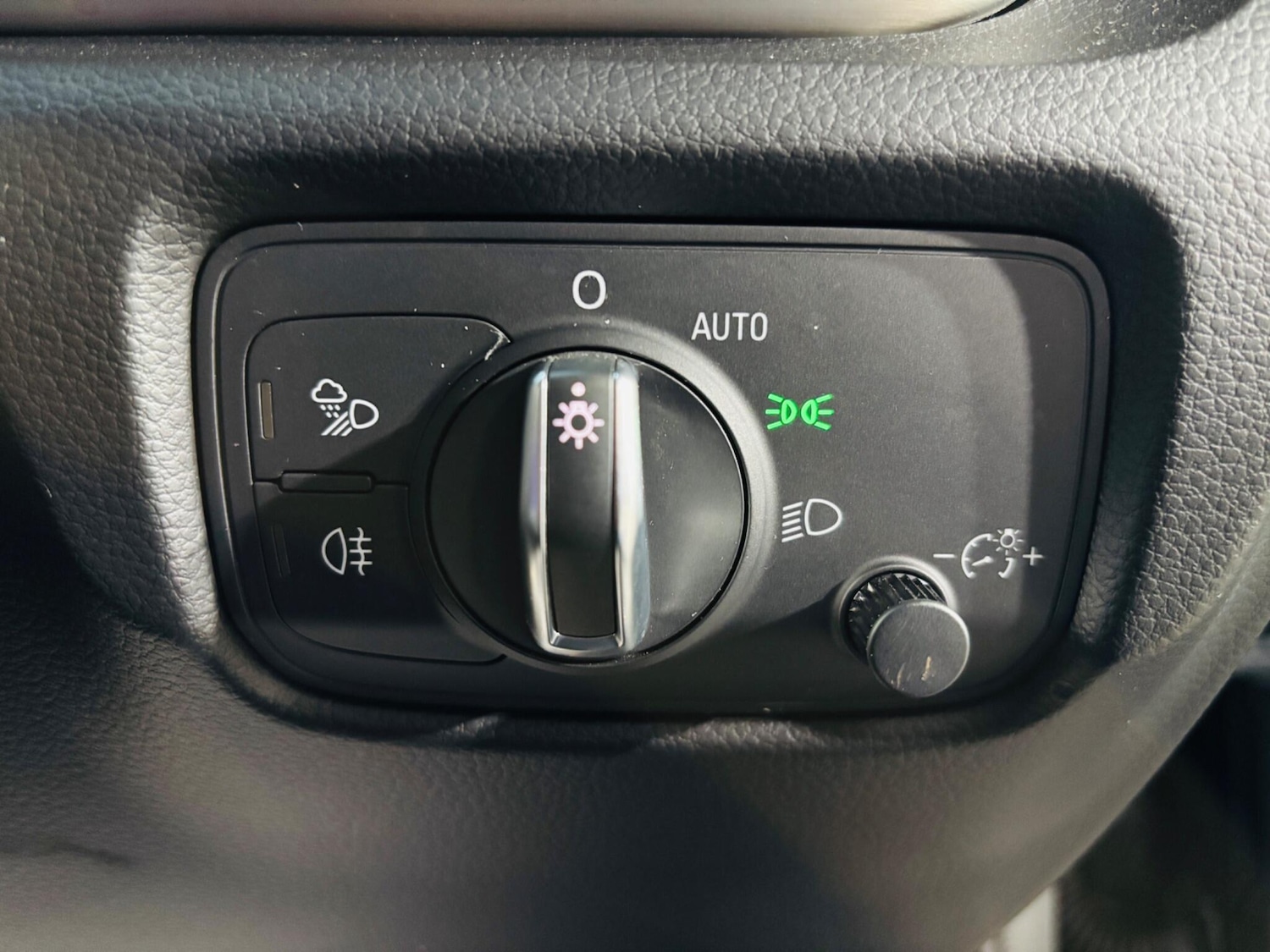 Used Audi A3 2017 for sale - 77838673: Photo 19