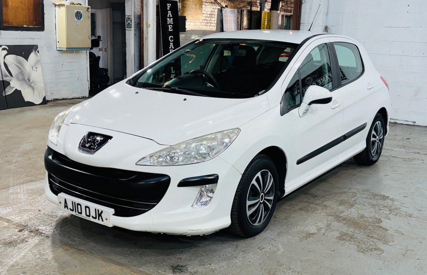 Used Peugeot 308 2010 for sale - 77839643: Photo 4