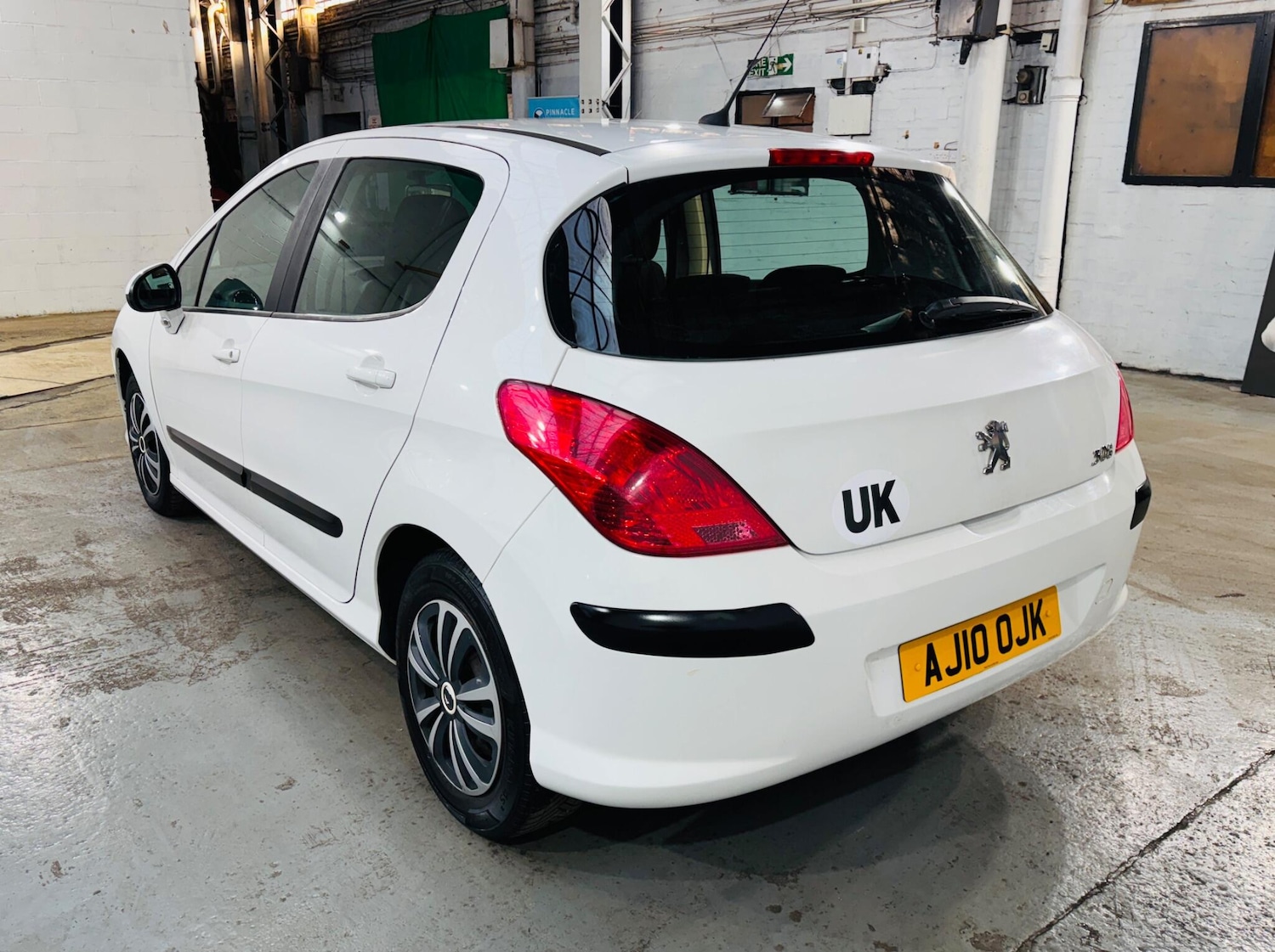 Used Peugeot 308 2010 for sale - 77839643: Photo 7