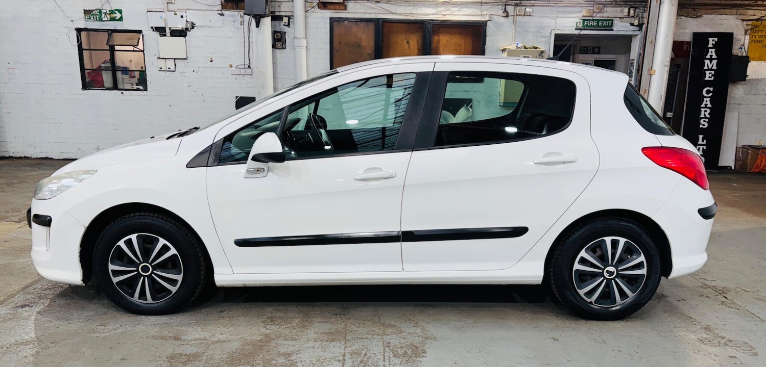 Used Peugeot 308 2010 for sale - 77839643: Photo 9