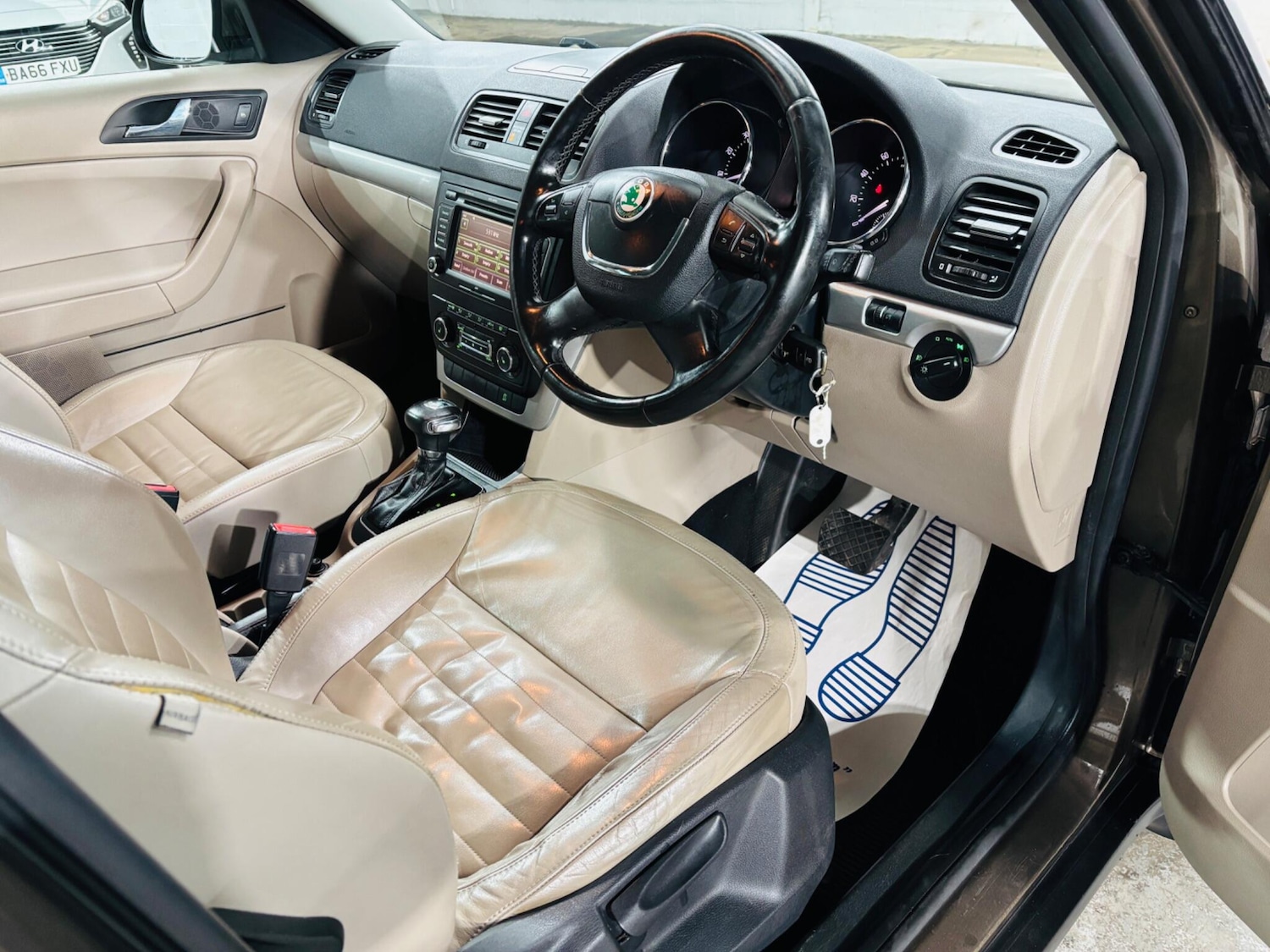 Used Skoda Yeti 2010 for sale - 77425478: Photo 10