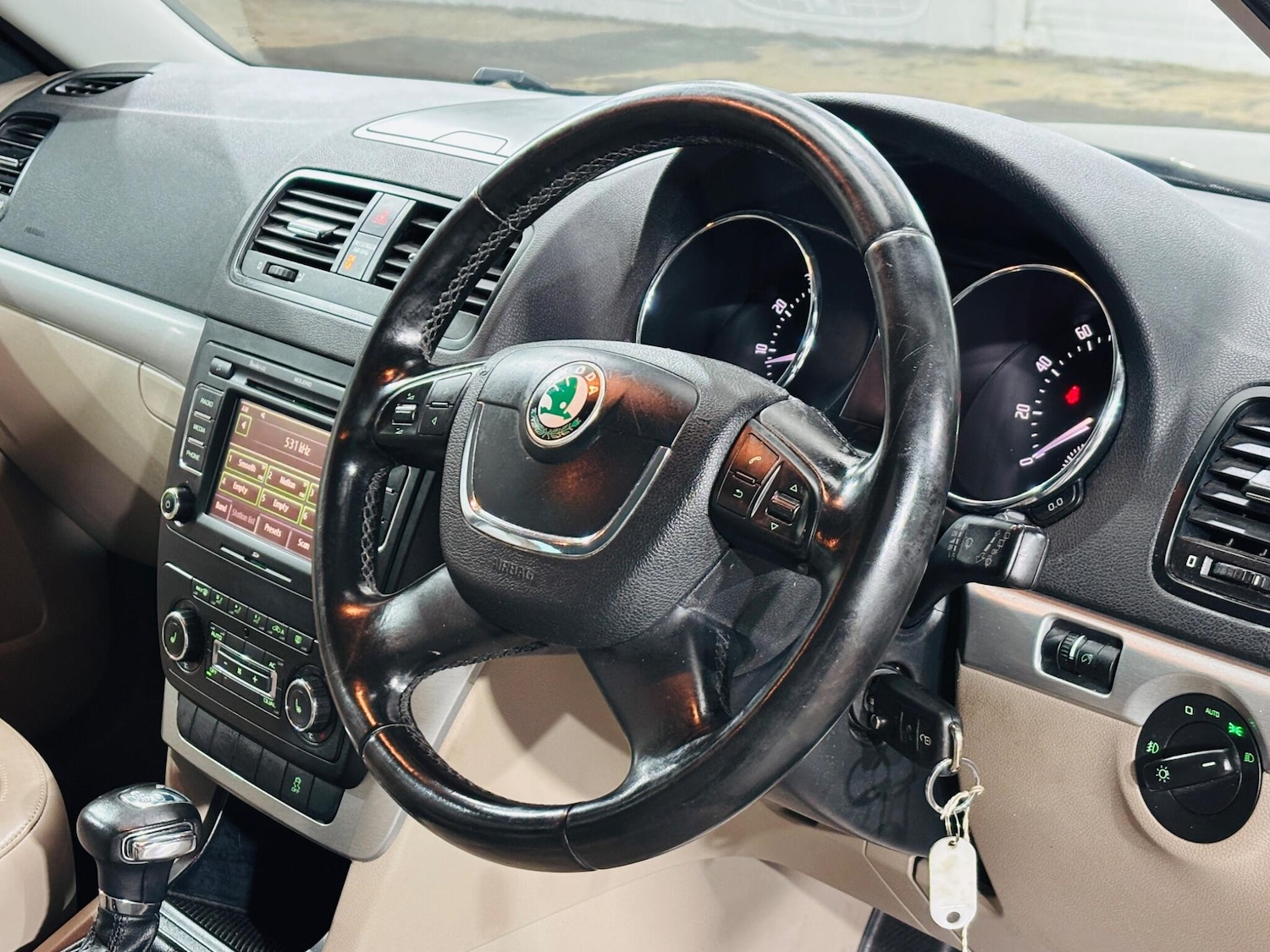 Used Skoda Yeti 2010 for sale - 77425478: Photo 11