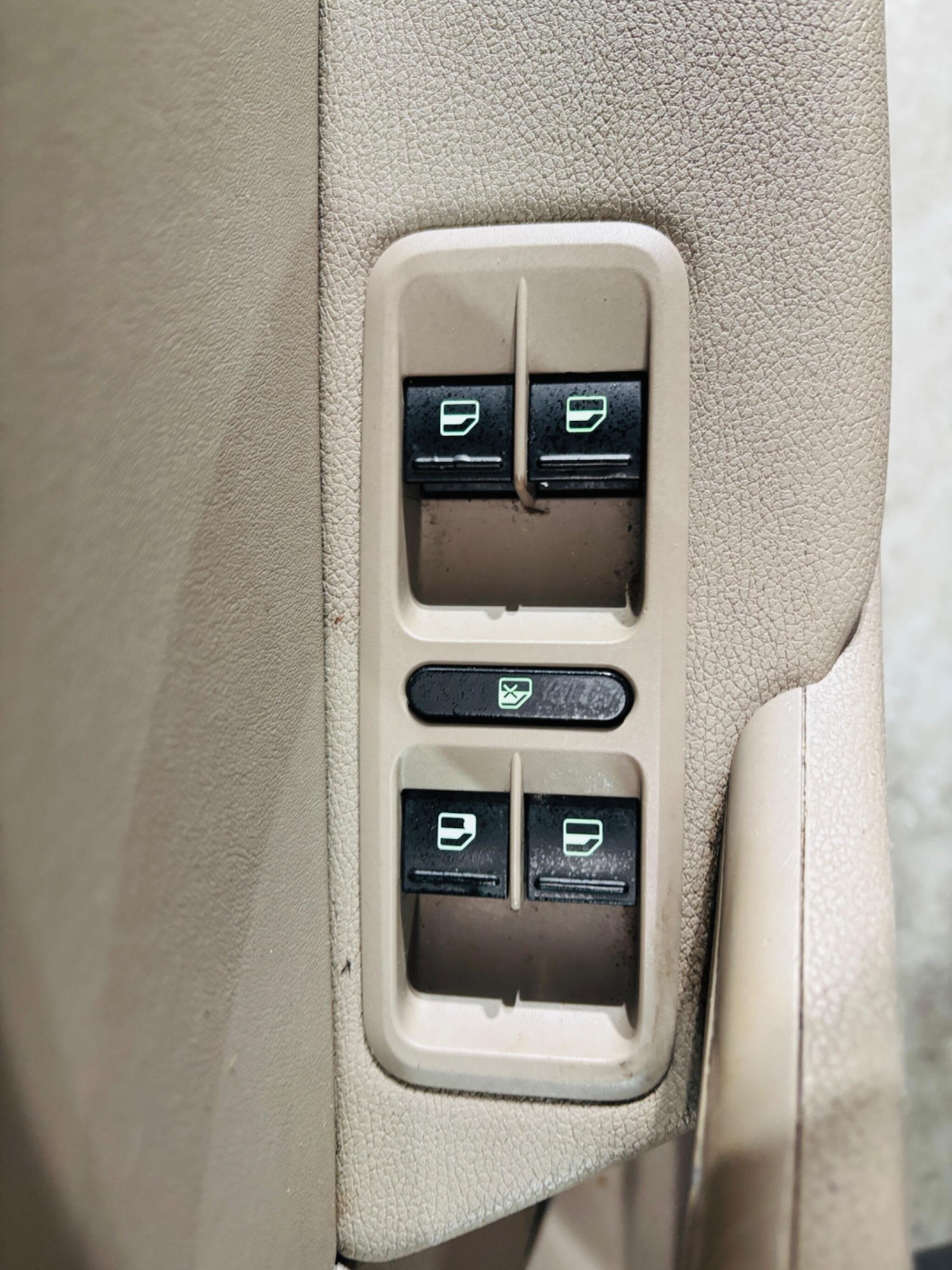 Used Skoda Yeti 2010 for sale - 77425478: Photo 17