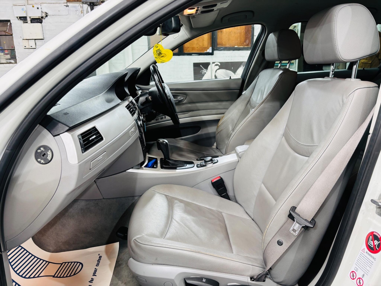 Used BMW 3 Series 2010 for sale - 77737109: Photo 15