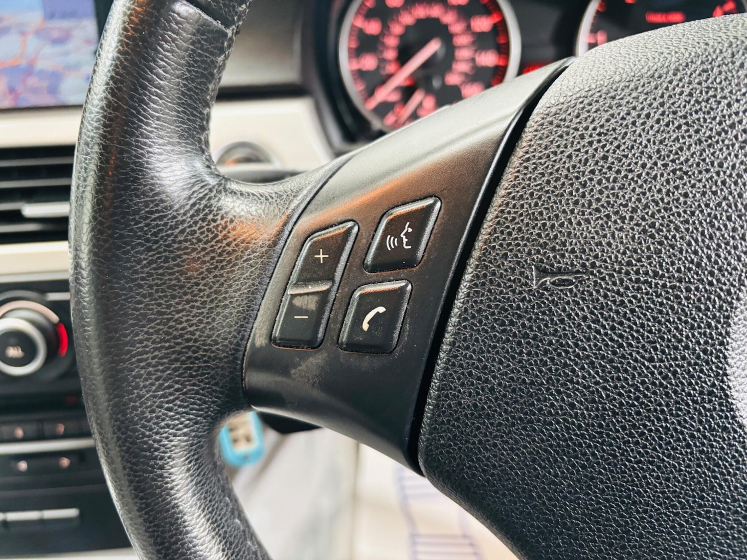 Used BMW 3 Series 2010 for sale - 77737109: Photo 20