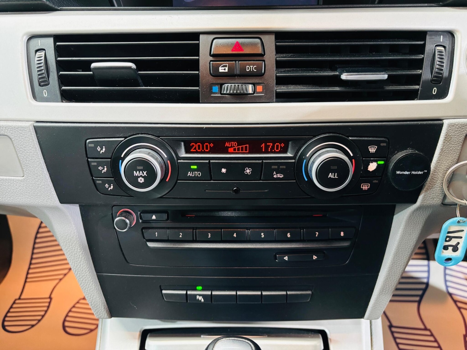 Used BMW 3 Series 2010 for sale - 77737109: Photo 28