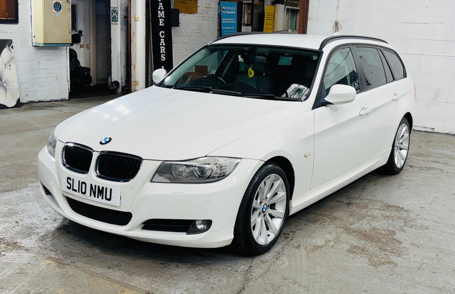 Used BMW 3 Series 2010 for sale - 77737109: Photo 4