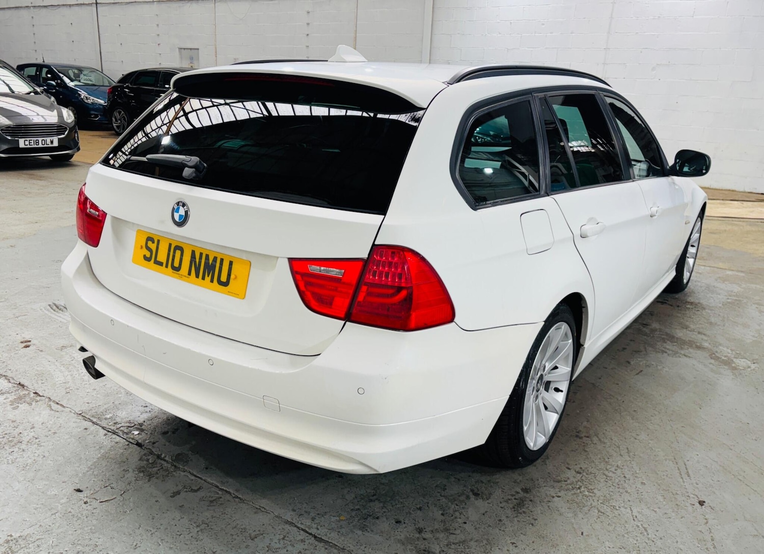 Used BMW 3 Series 2010 for sale - 77737109: Photo 5