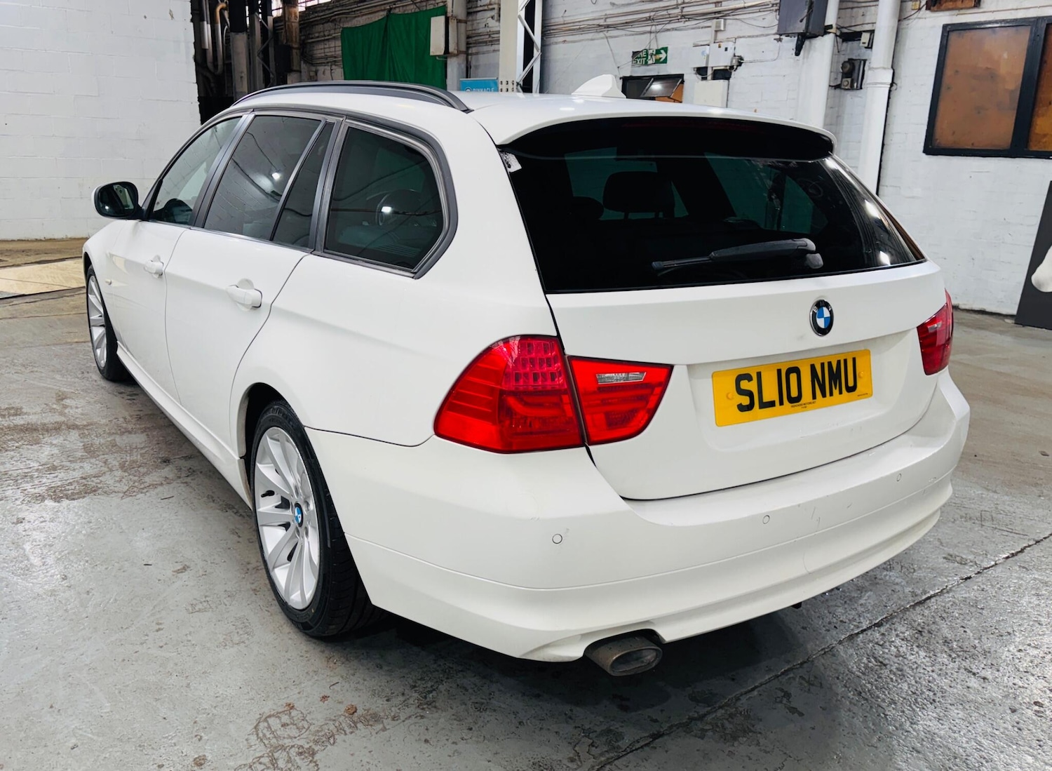 Used BMW 3 Series 2010 for sale - 77737109: Photo 7