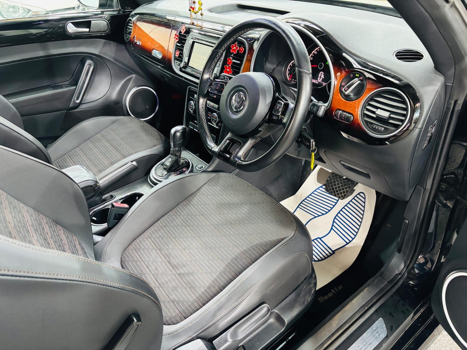 Used Volkswagen Beetle 2026 for sale - 78170916: Photo 10