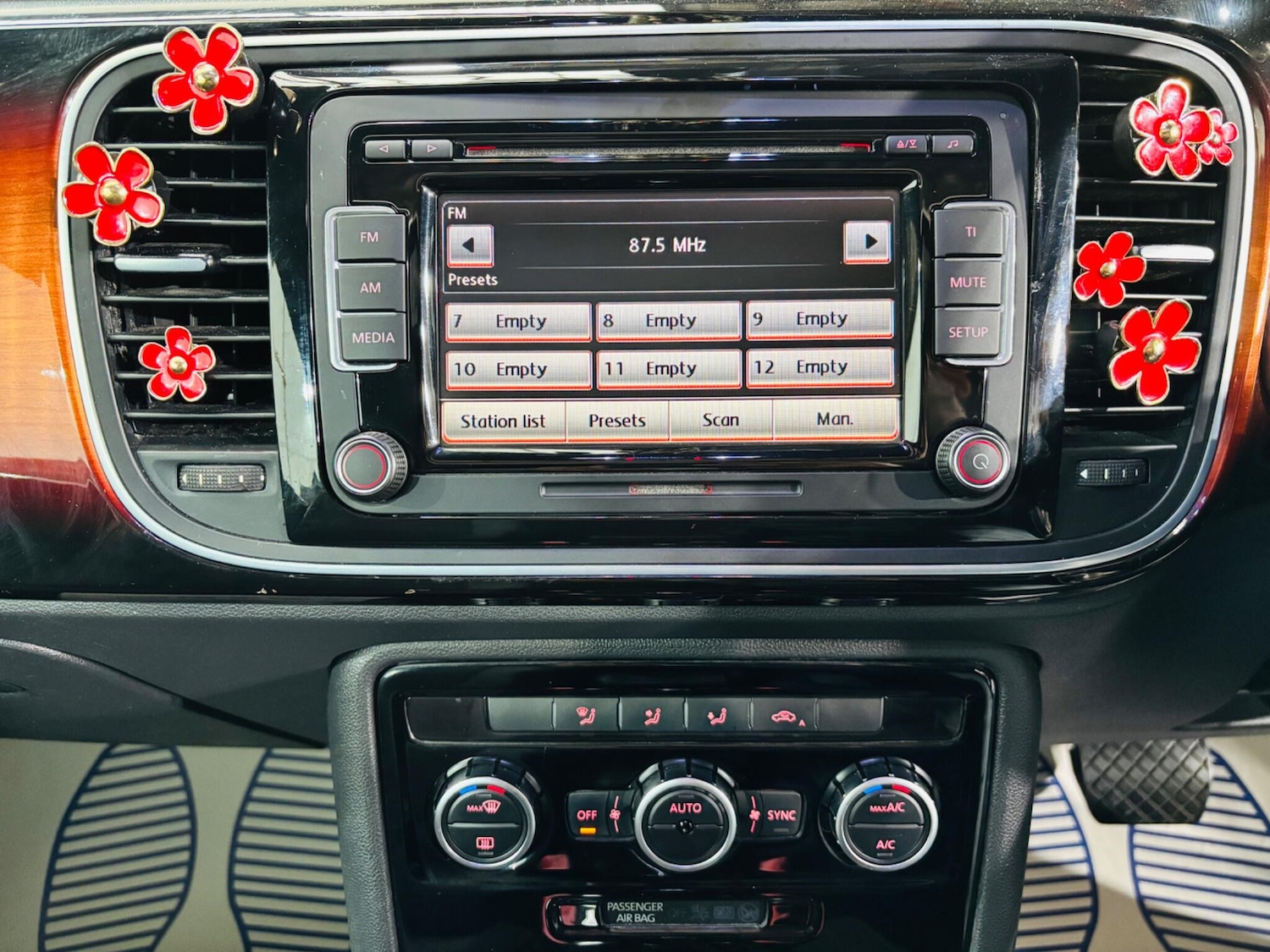 Used Volkswagen Beetle 2026 for sale - 78170916: Photo 24