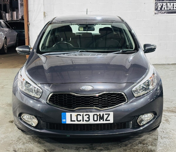 Used Kia Ceed 2013 for sale - 76270784: Photo 2