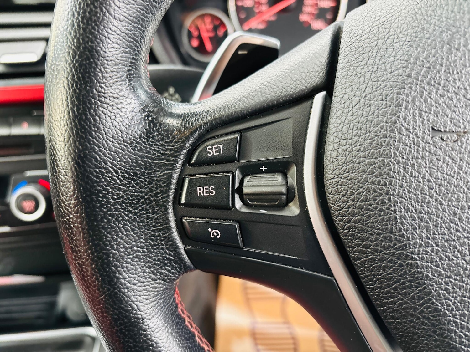 Used BMW 3 Series 2012 for sale - 76136142: Photo 20