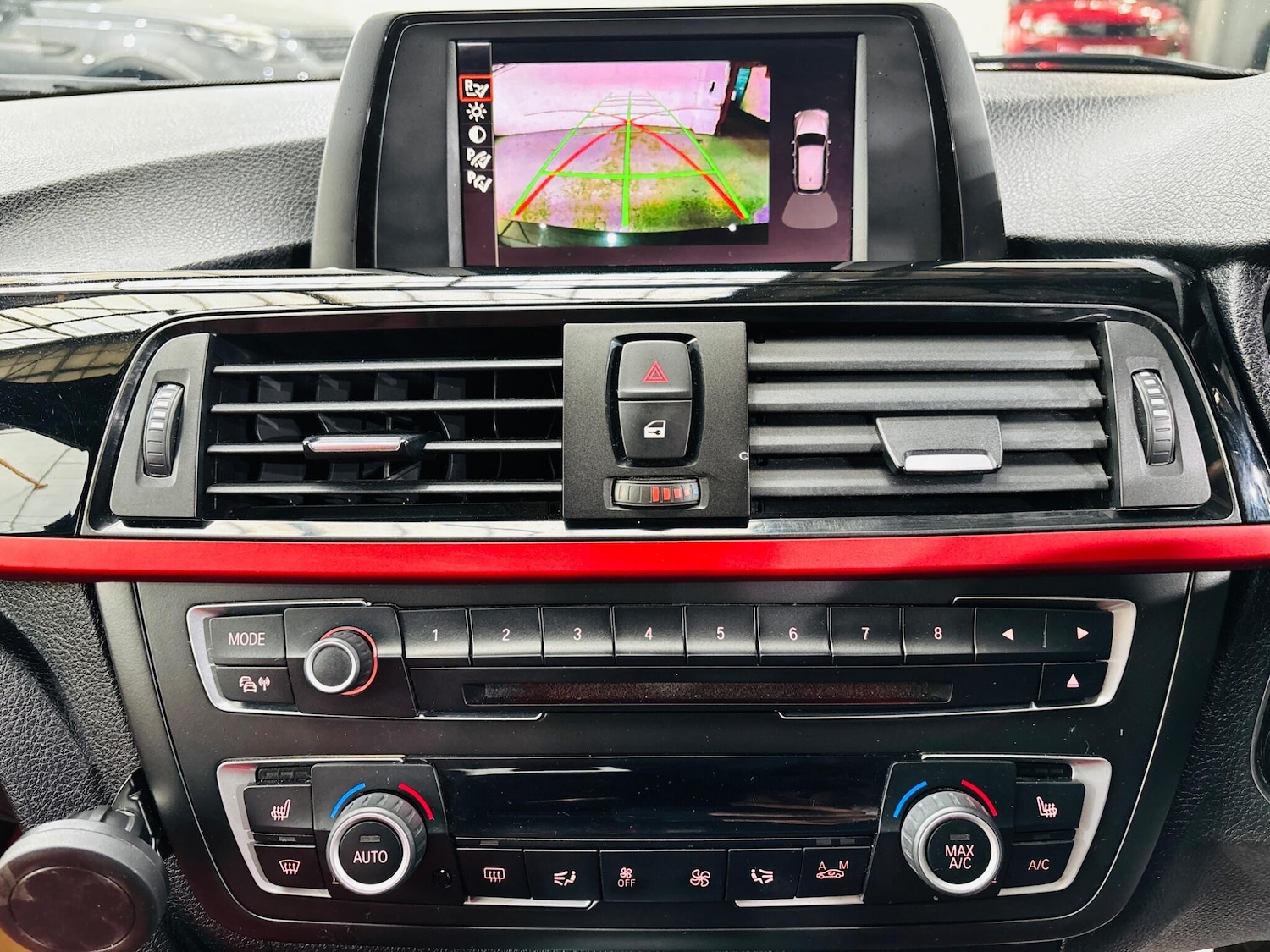 Used BMW 3 Series 2012 for sale - 76136142: Photo 31