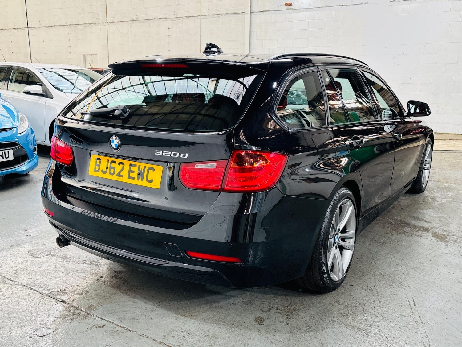 Used BMW 3 Series 2012 for sale - 76136142: Photo 5