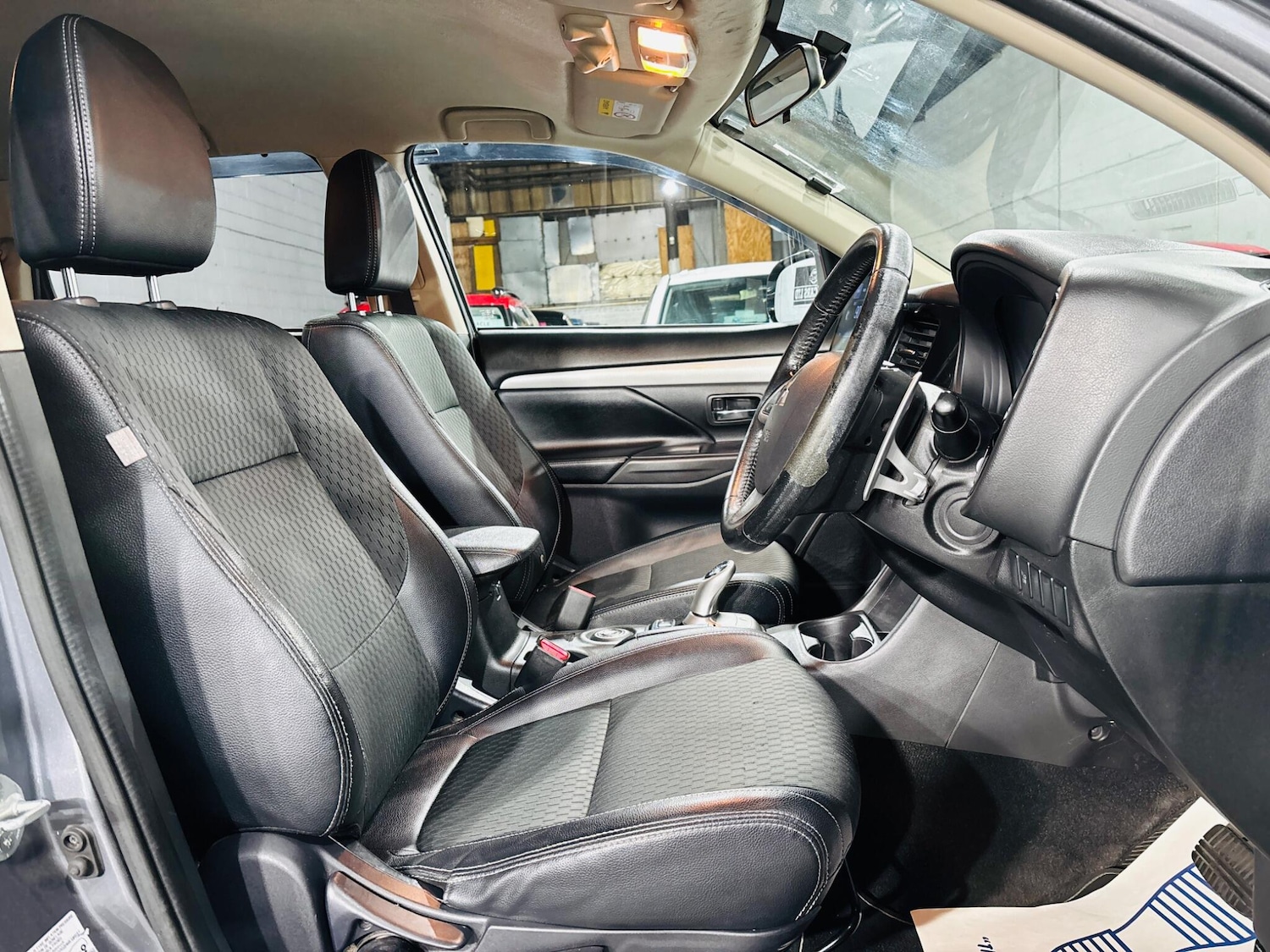 Used Mitsubishi Outlander 2015 for sale - 76433304: Photo 13