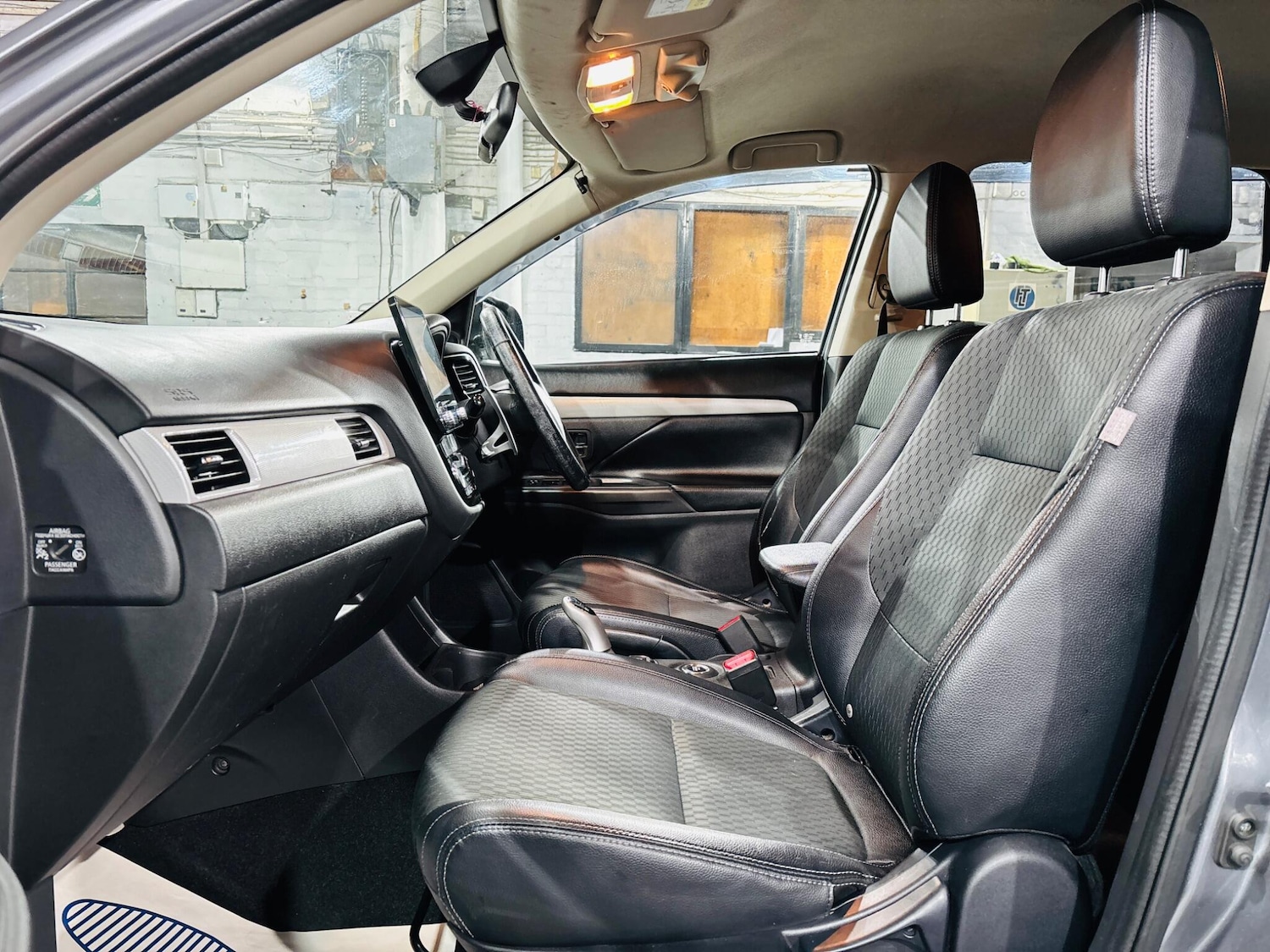 Used Mitsubishi Outlander 2015 for sale - 76433304: Photo 15