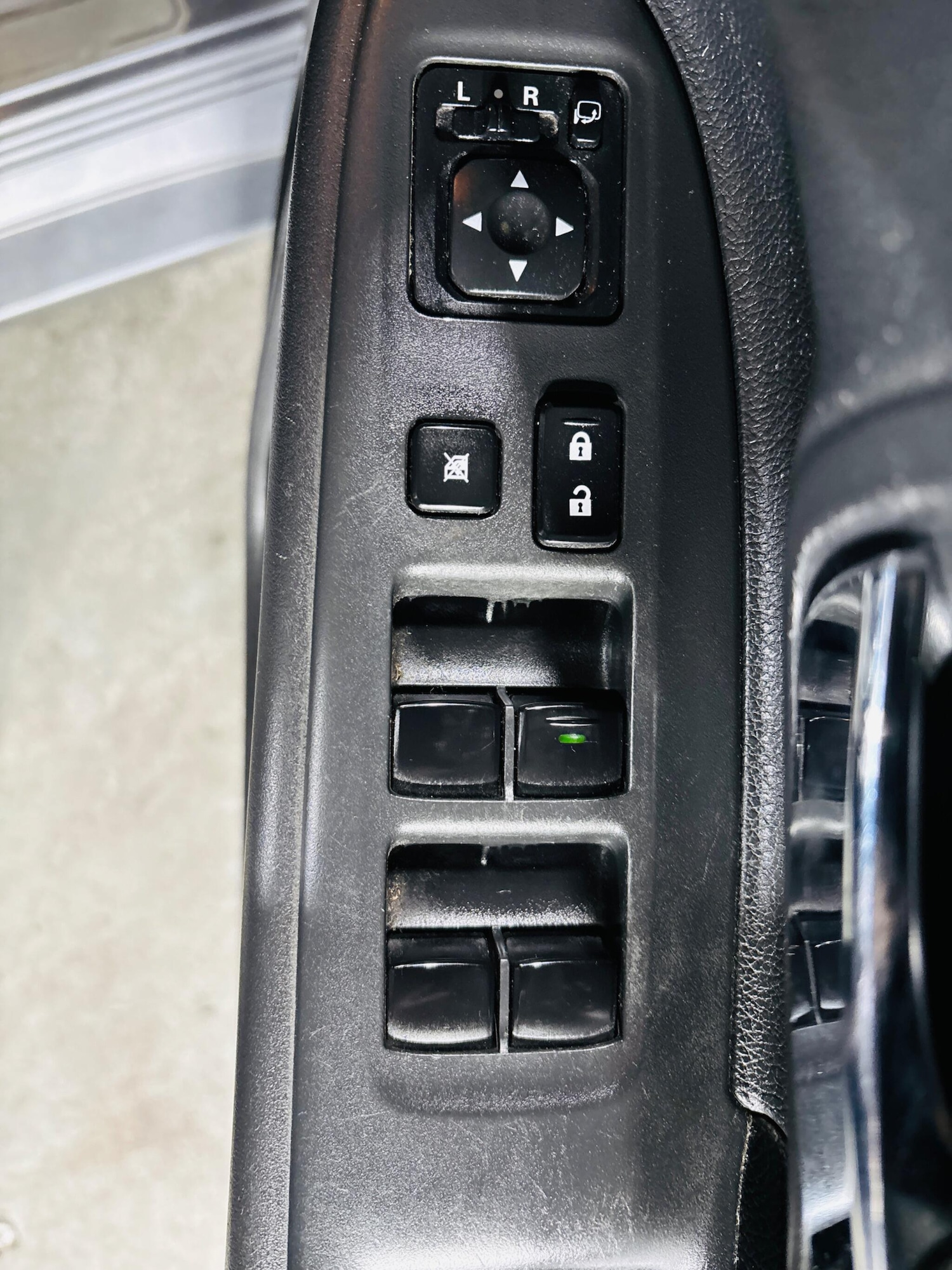 Used Mitsubishi Outlander 2015 for sale - 76433304: Photo 17