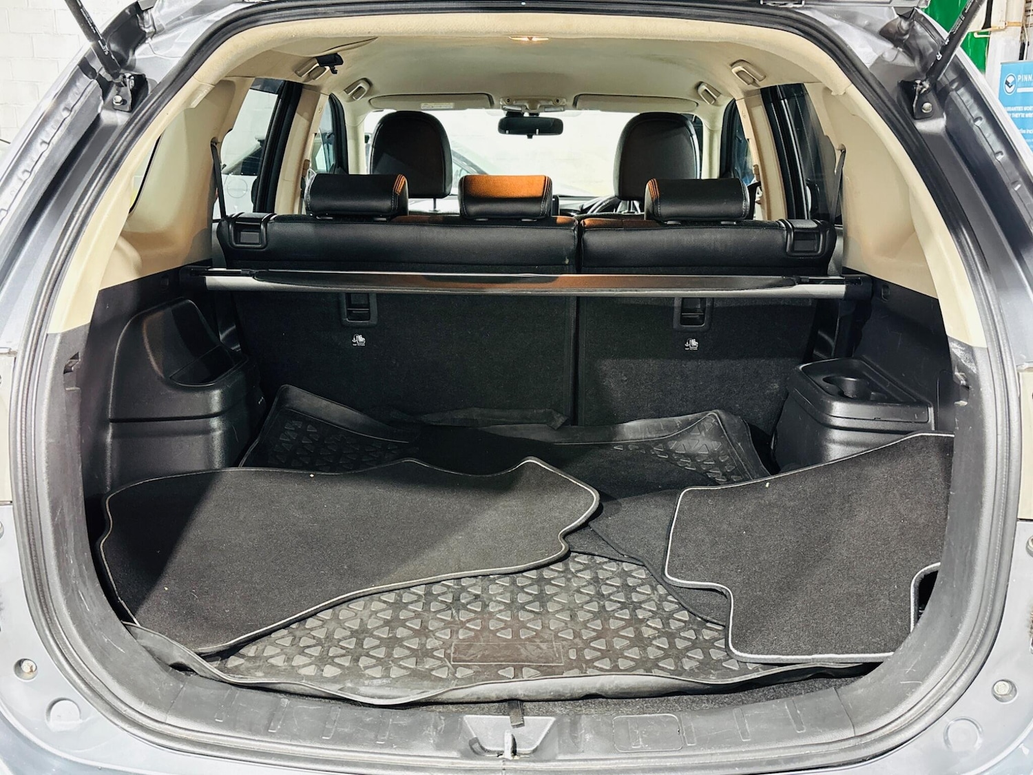 Used Mitsubishi Outlander 2015 for sale - 76433304: Photo 33