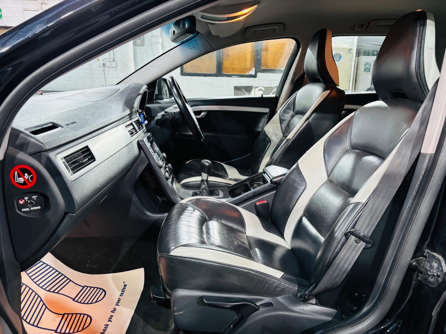 Used Volvo V70 2009 for sale - 77255161: Photo 15