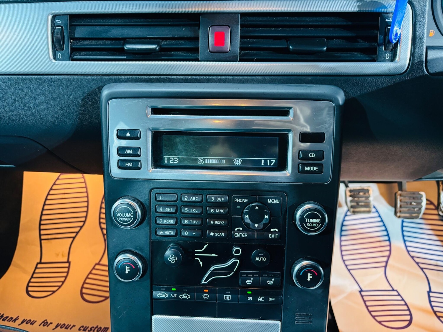 Used Volvo V70 2009 for sale - 77255161: Photo 22