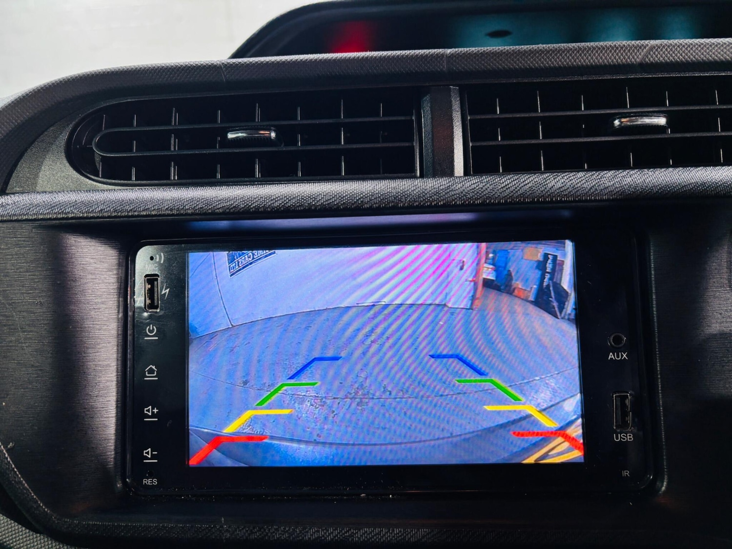 Used Toyota Aqua 2025 for sale - 78007060: Photo 20