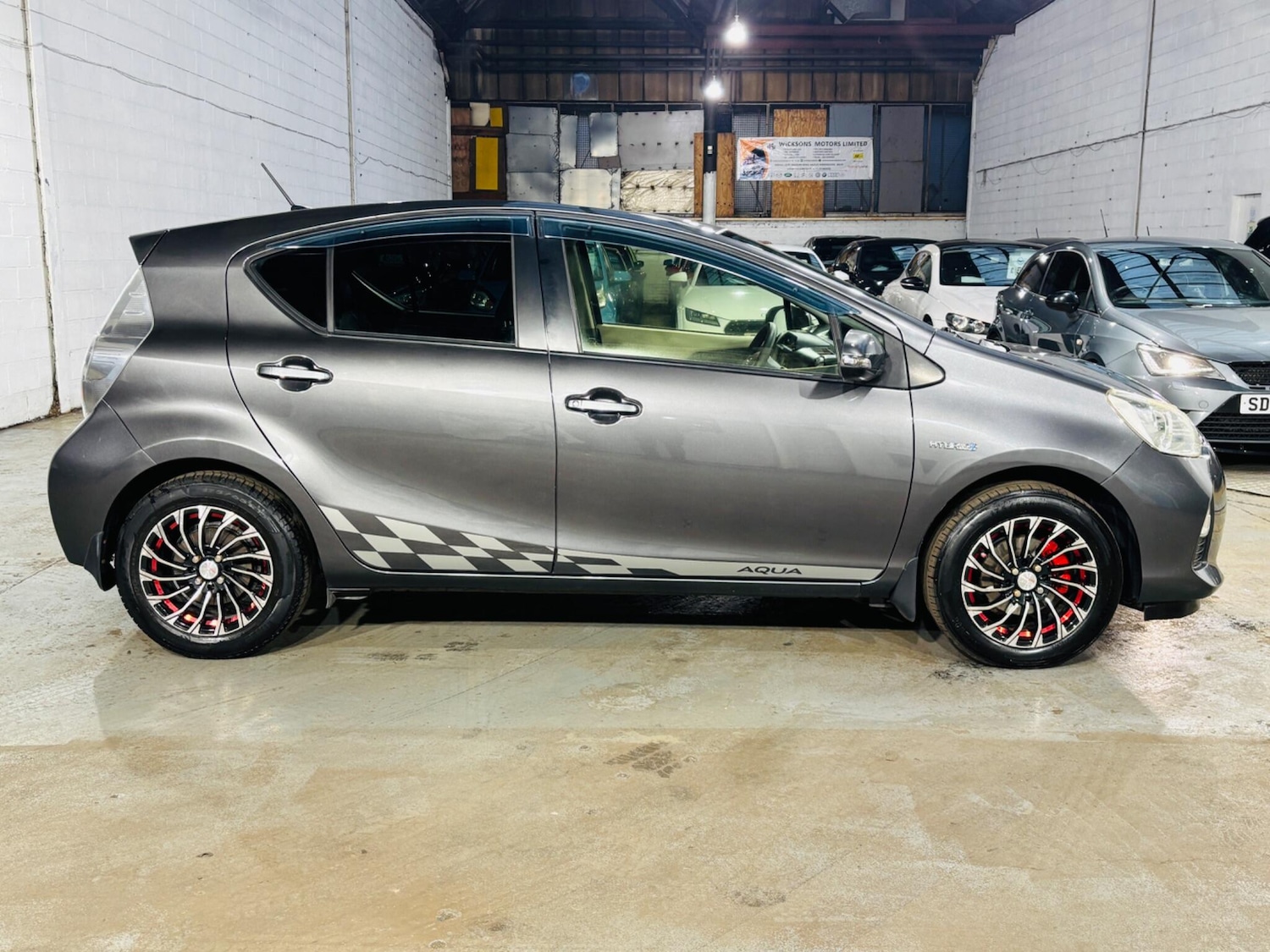 Used Toyota Aqua 2025 for sale - 78007060: Photo 8