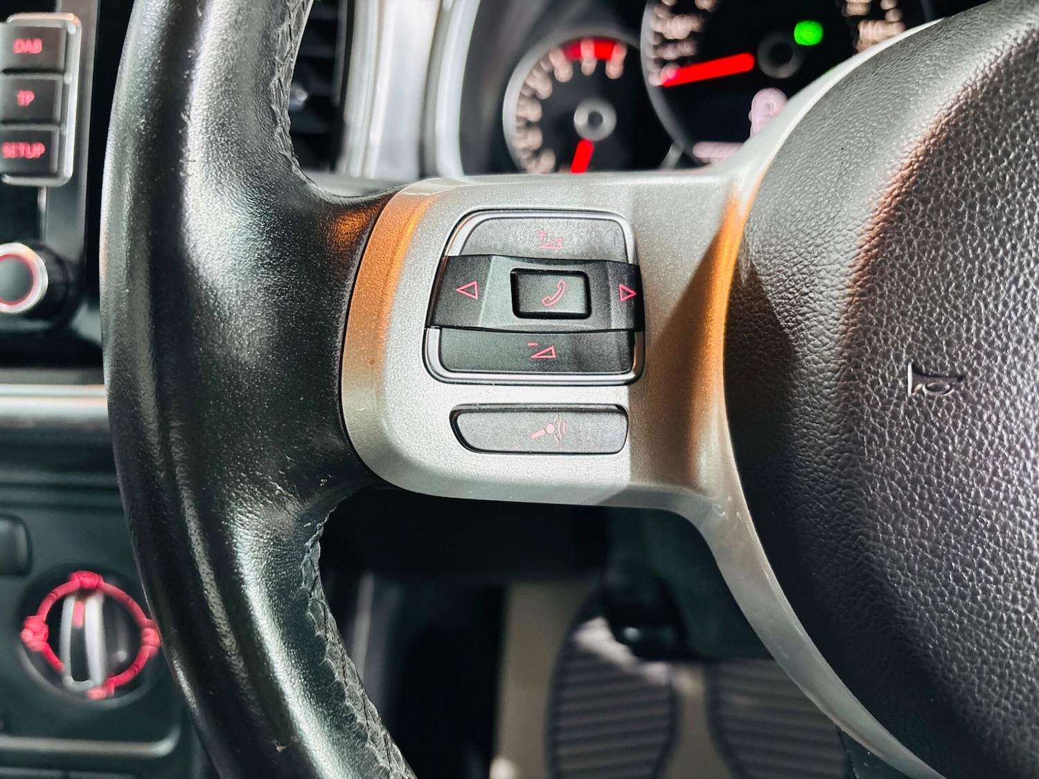 Used Volkswagen Beetle 2012 for sale - 76991266: Photo 20