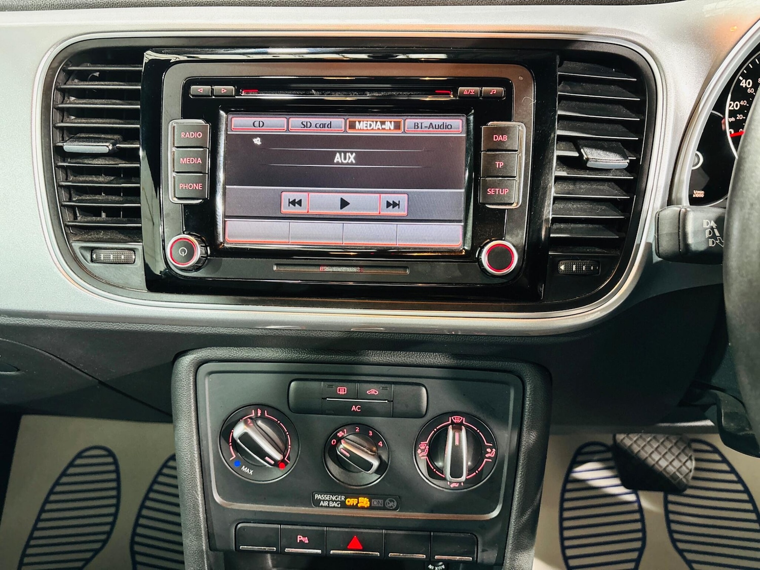 Used Volkswagen Beetle 2012 for sale - 76991266: Photo 22