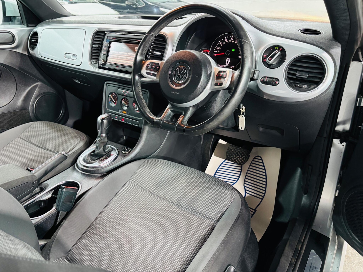 Used Volkswagen Beetle 2012 for sale - 76991266: Photo 9