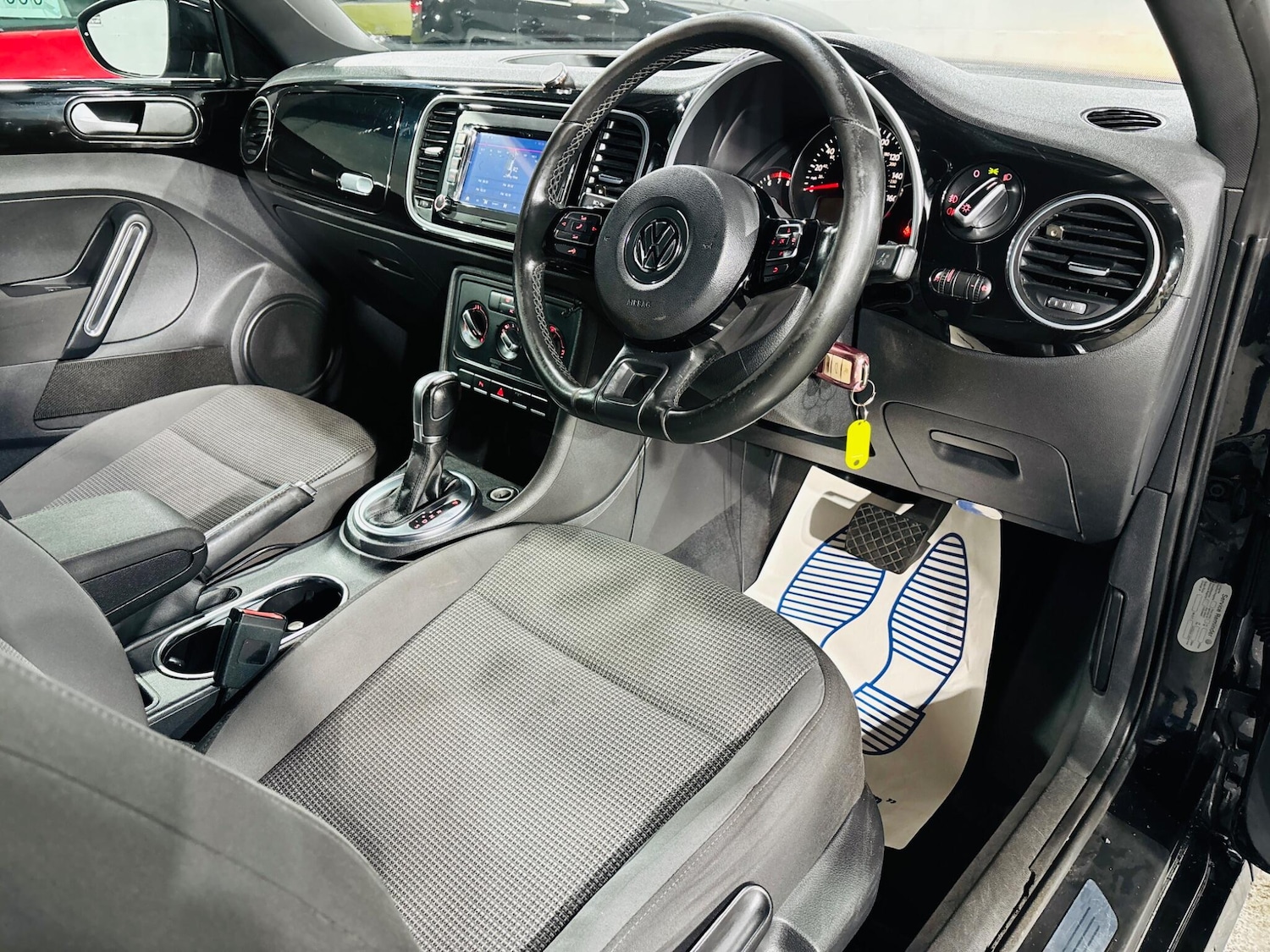 Used Volkswagen Beetle 2012 for sale - 76513306: Photo 10