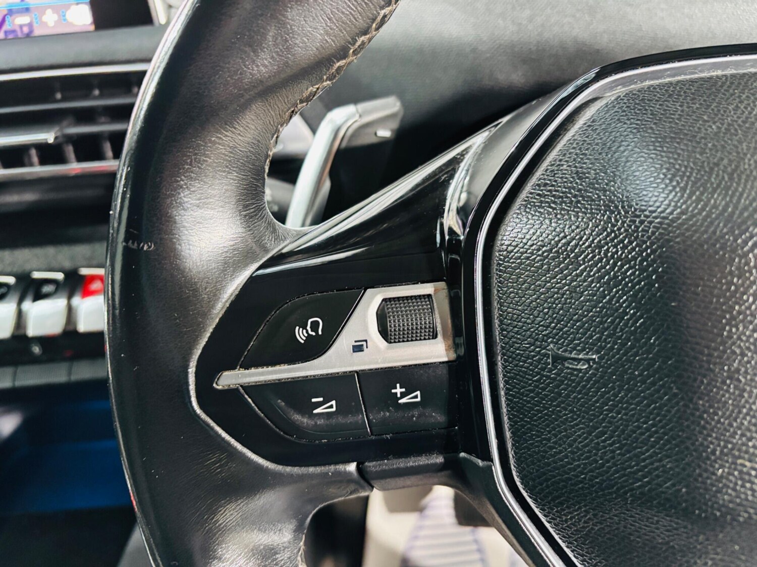 Used Peugeot 3008 2017 for sale - 77838858: Photo 19