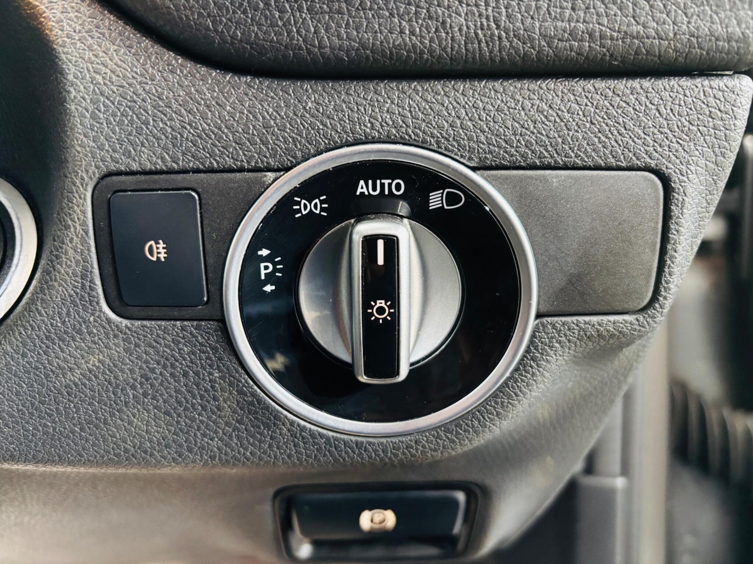 Used Mercedes-Benz CLA 2013 for sale - 78204166: Photo 19