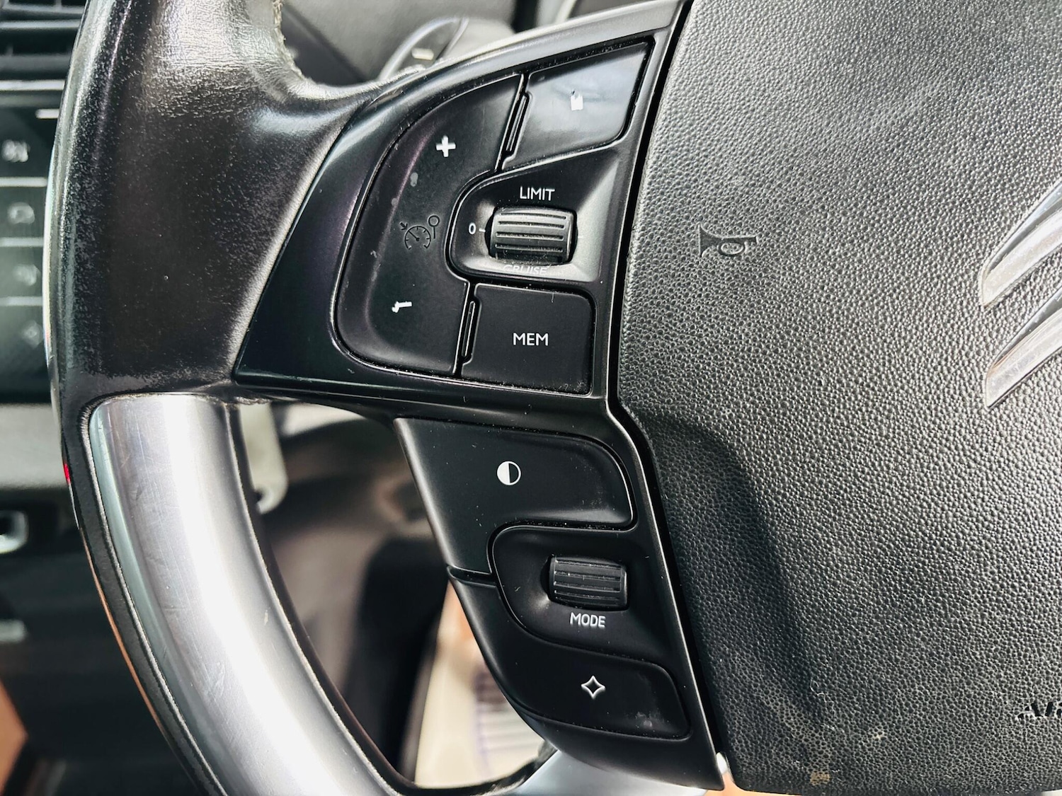 Used Citroen C4 Grand Picasso 2015 for sale - 76989310: Photo 20