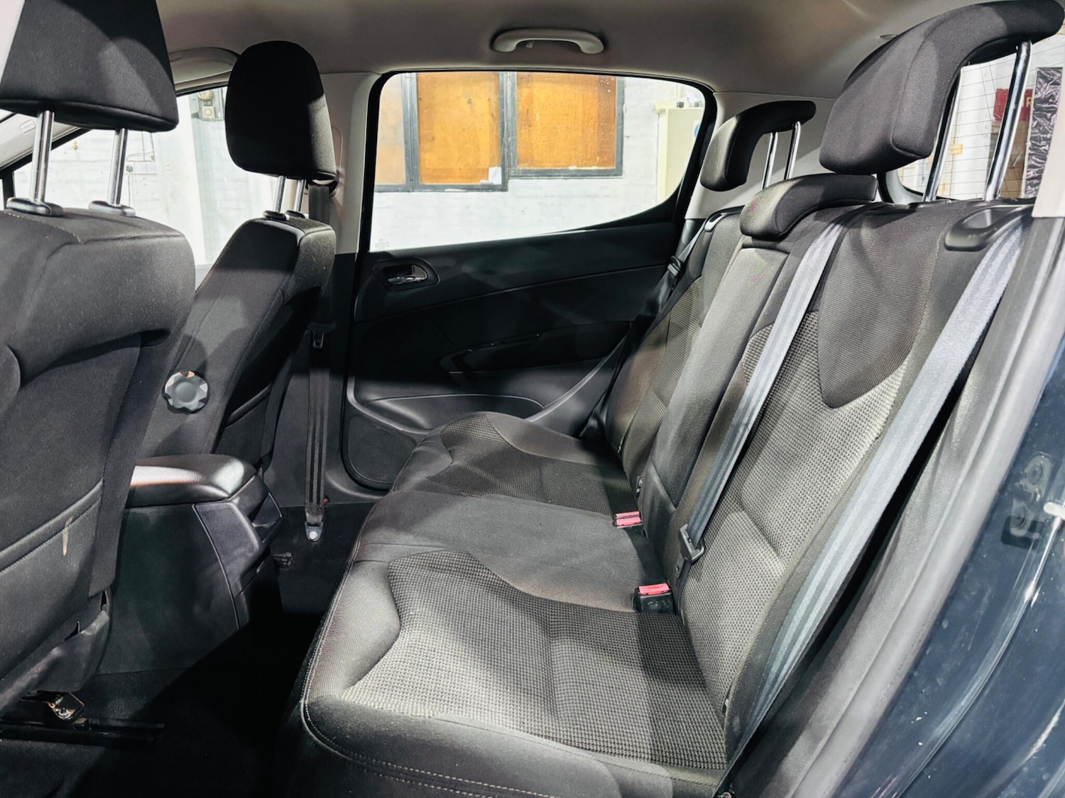 Used Peugeot 308 2013 for sale - 76408815: Photo 16