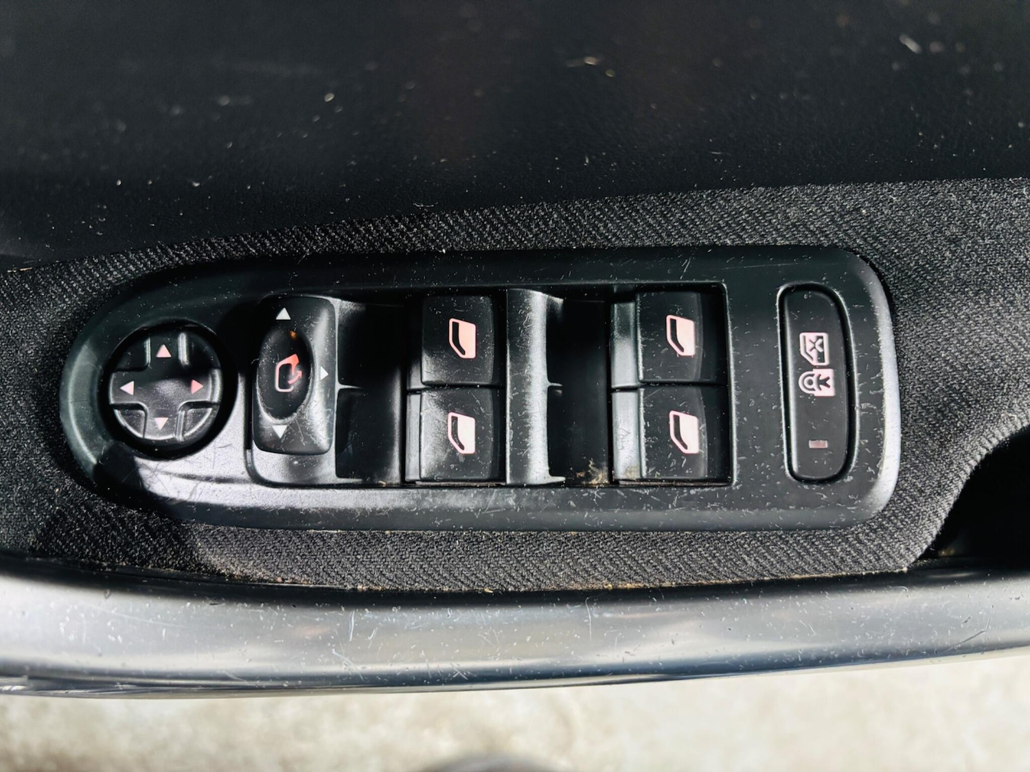 Used Peugeot 308 2013 for sale - 76408815: Photo 17