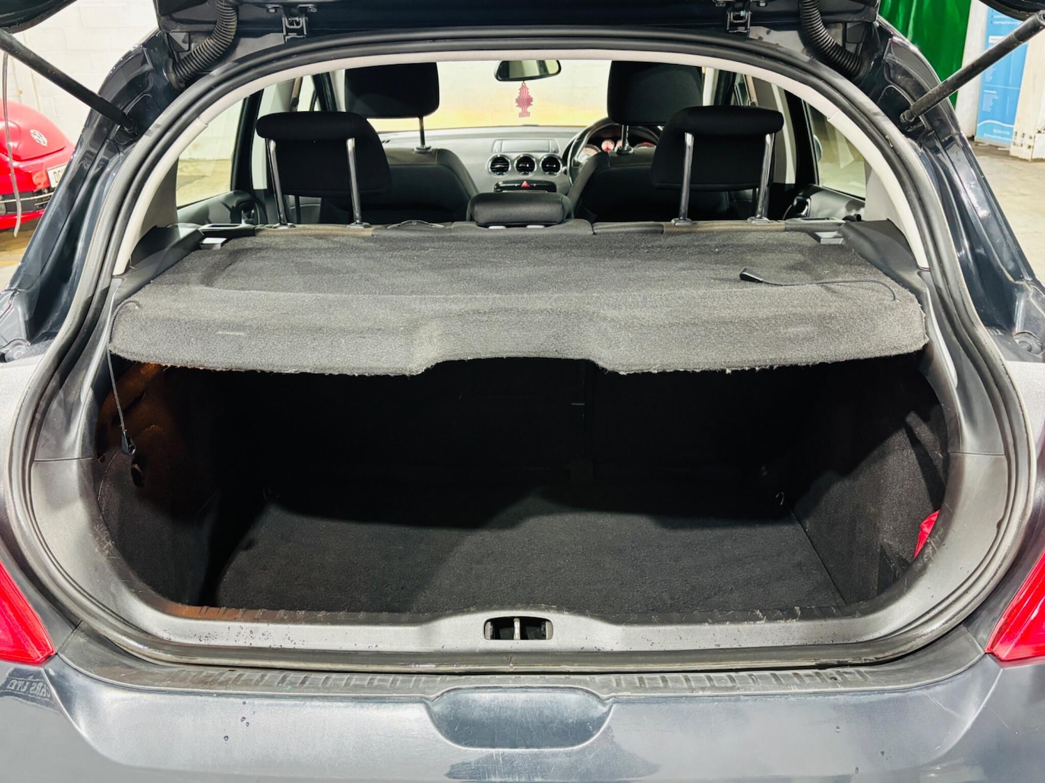 Used Peugeot 308 2013 for sale - 76408815: Photo 25