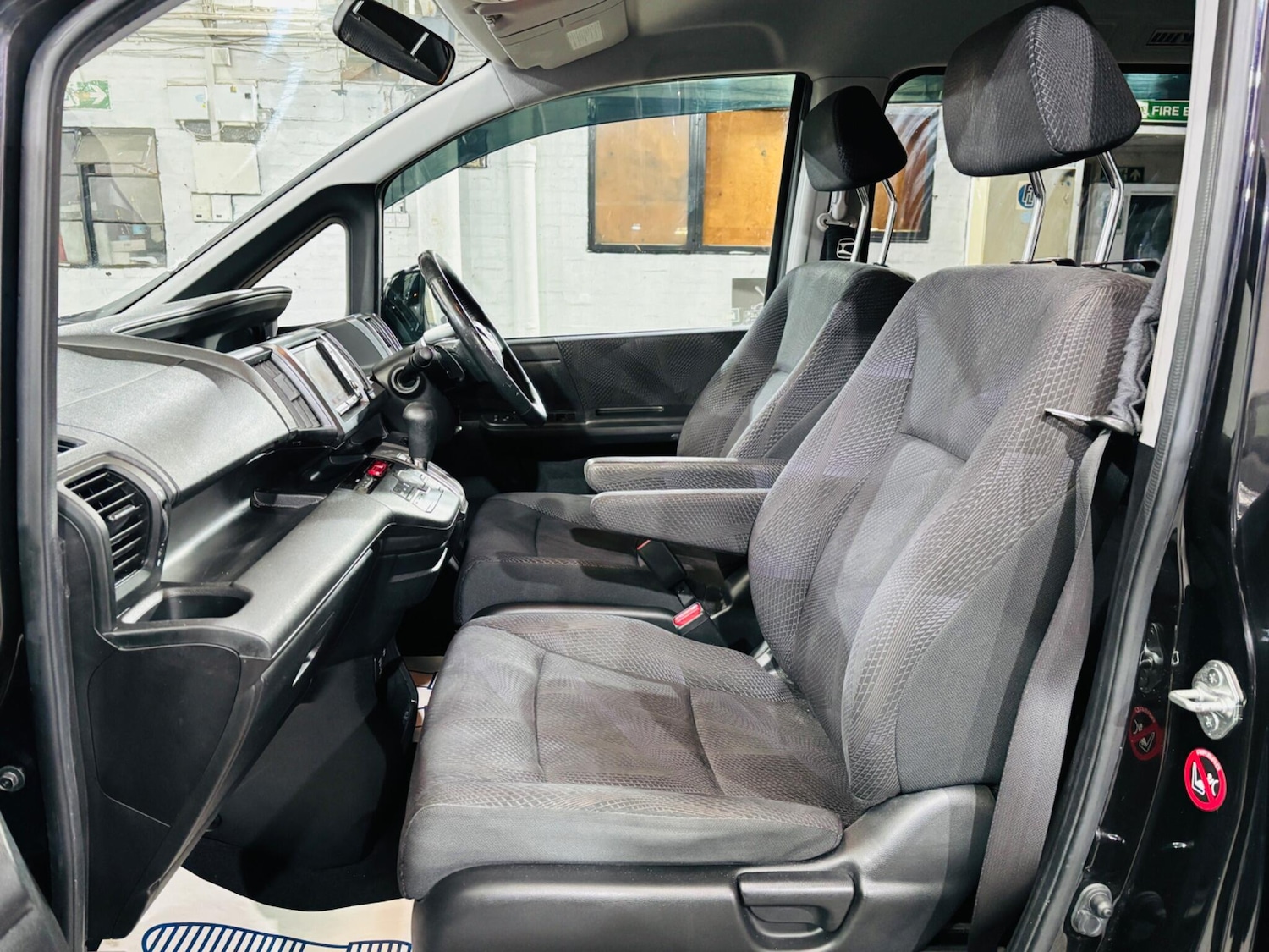 Used Honda Stepwagon 2023 for sale - 78115465: Photo 15