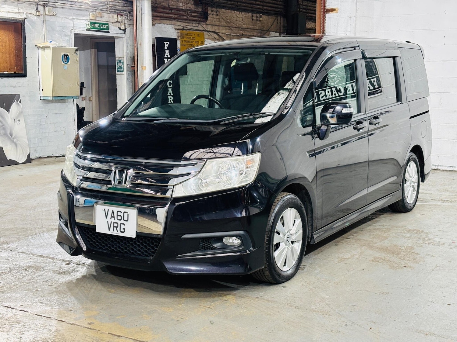 Used Honda Stepwagon 2023 for sale - 78115465: Photo 4