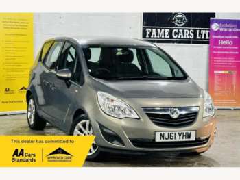 (61) - 1.7 CDTi Exclusiv Auto Euro 5 5dr