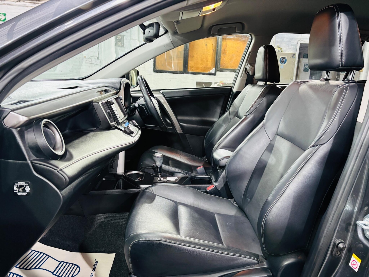 Used Toyota RAV4 for sale - 77597981: Photo 15