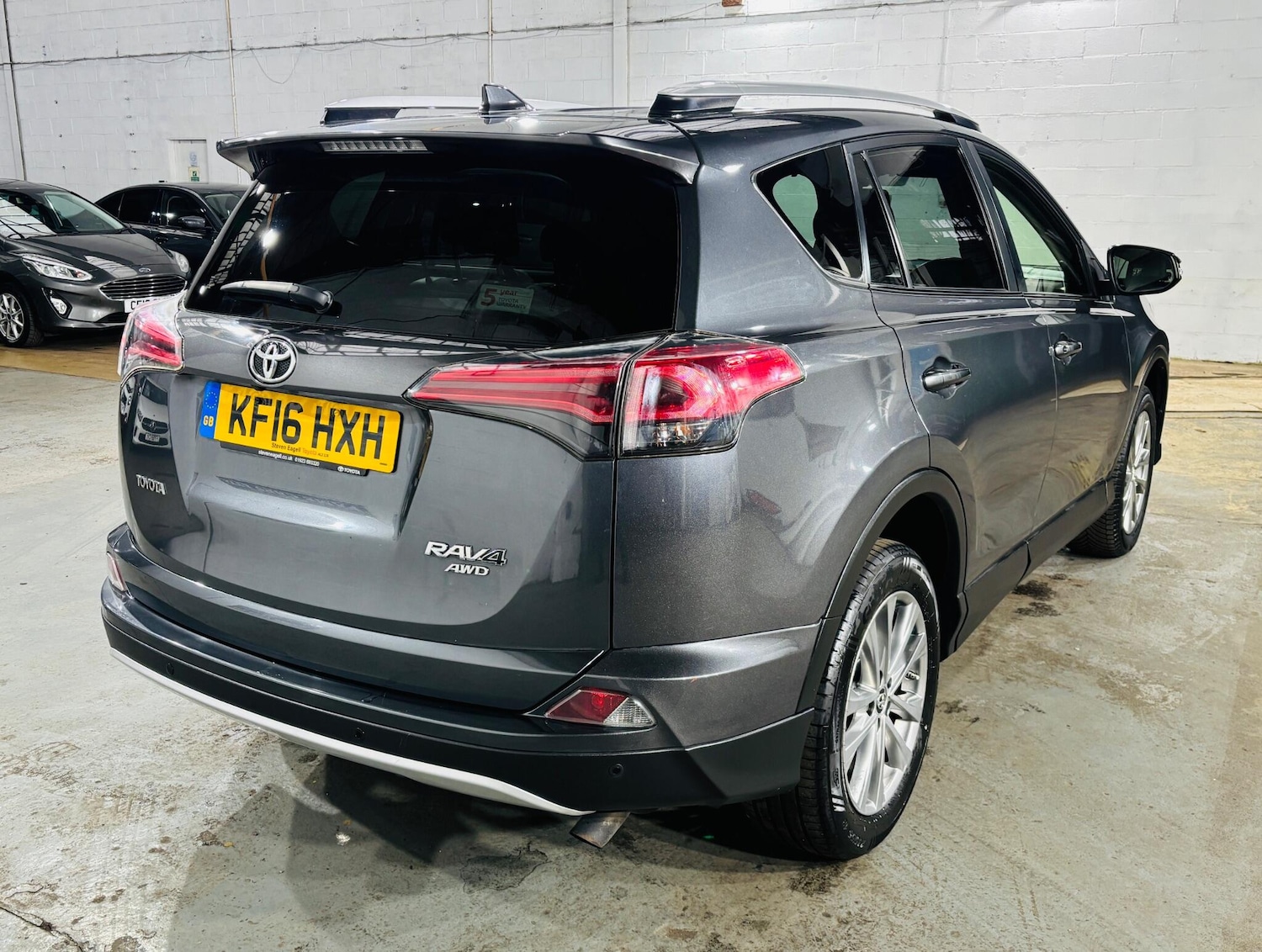 Used Toyota RAV4 for sale - 77597981: Photo 5